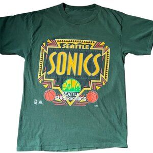 Vintage 1990’s NBA Seattle SuperSonics T shirt